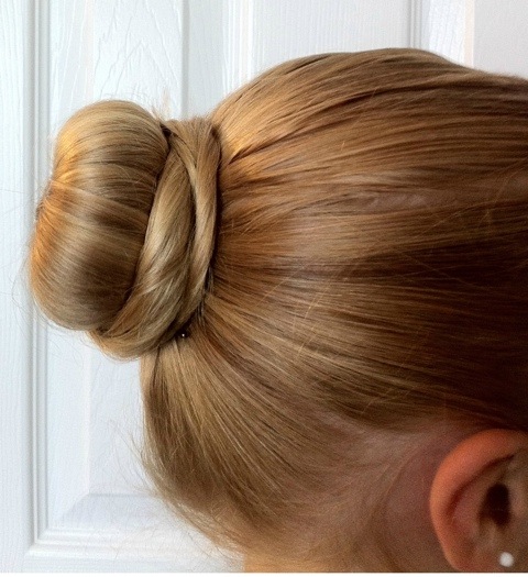 Technique pour faire un chignon